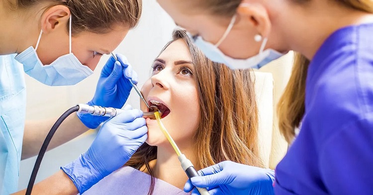 دندانپزشکی طراحی لبخند چگونه است