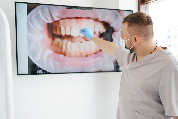 آیا جرمگیری دندان همراه با درد است