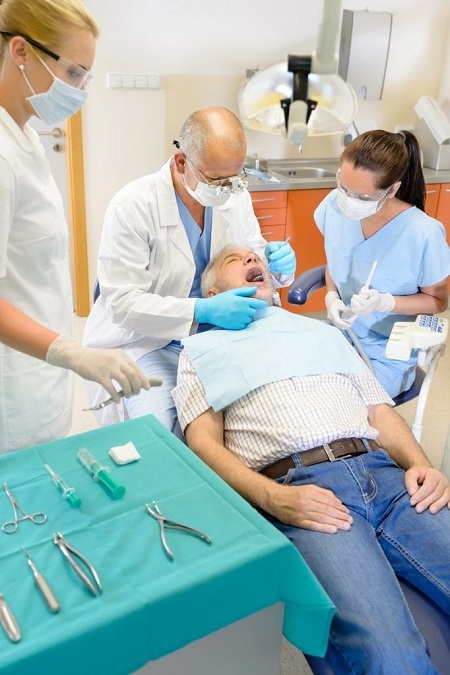 کدام خدمات دندانپزشکی نیاز به بیهوشی دارد